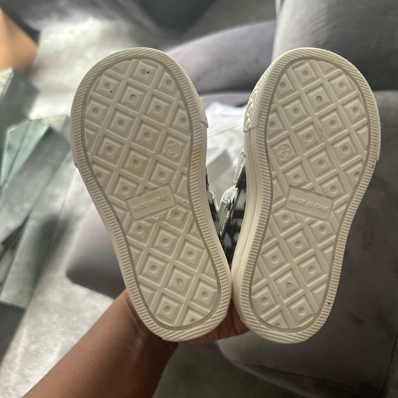 Baby Christian Dior Sneakers - Picture 13 of 17